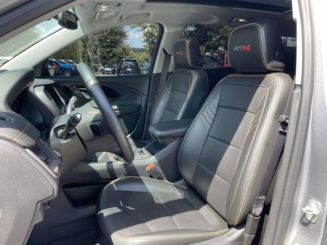 Used 2023 GMC Terrain AT4 w/ Tech Package AWD/4WD image 23