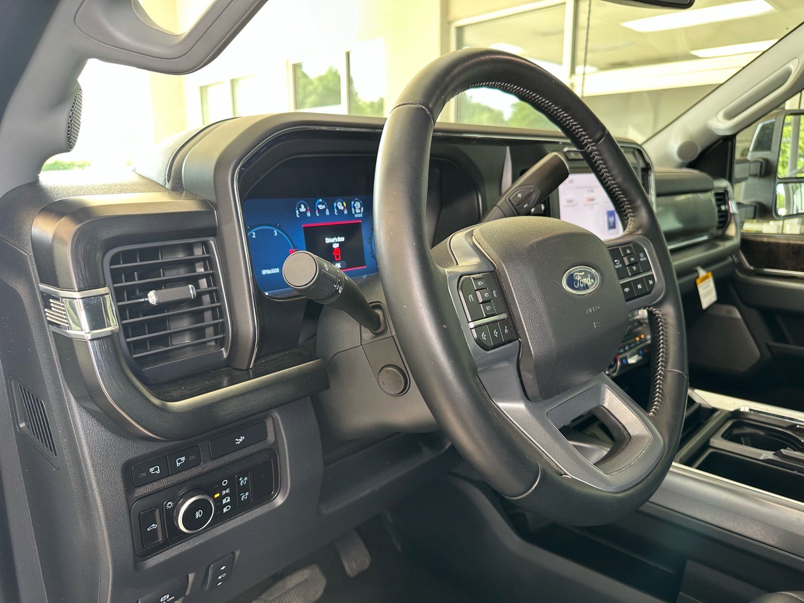 Certified 2024 Ford F250 Lariat AWD/4WD image 23