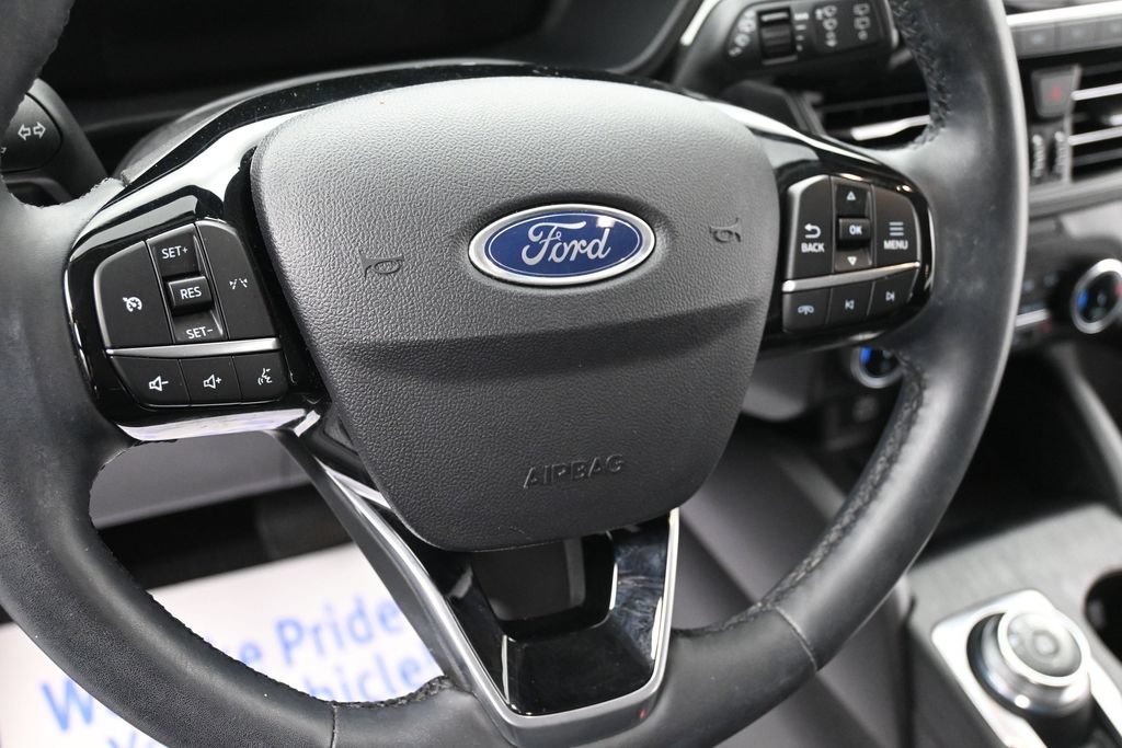 Certified 2025 Ford Escape Active w/ Cold Weather Package AWD/4WD image 13