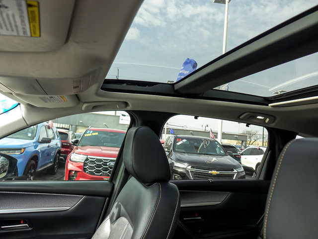 Used 2025 MAZDA CX-90 3.3 Turbo w/ Premium Sport Pkg image 10