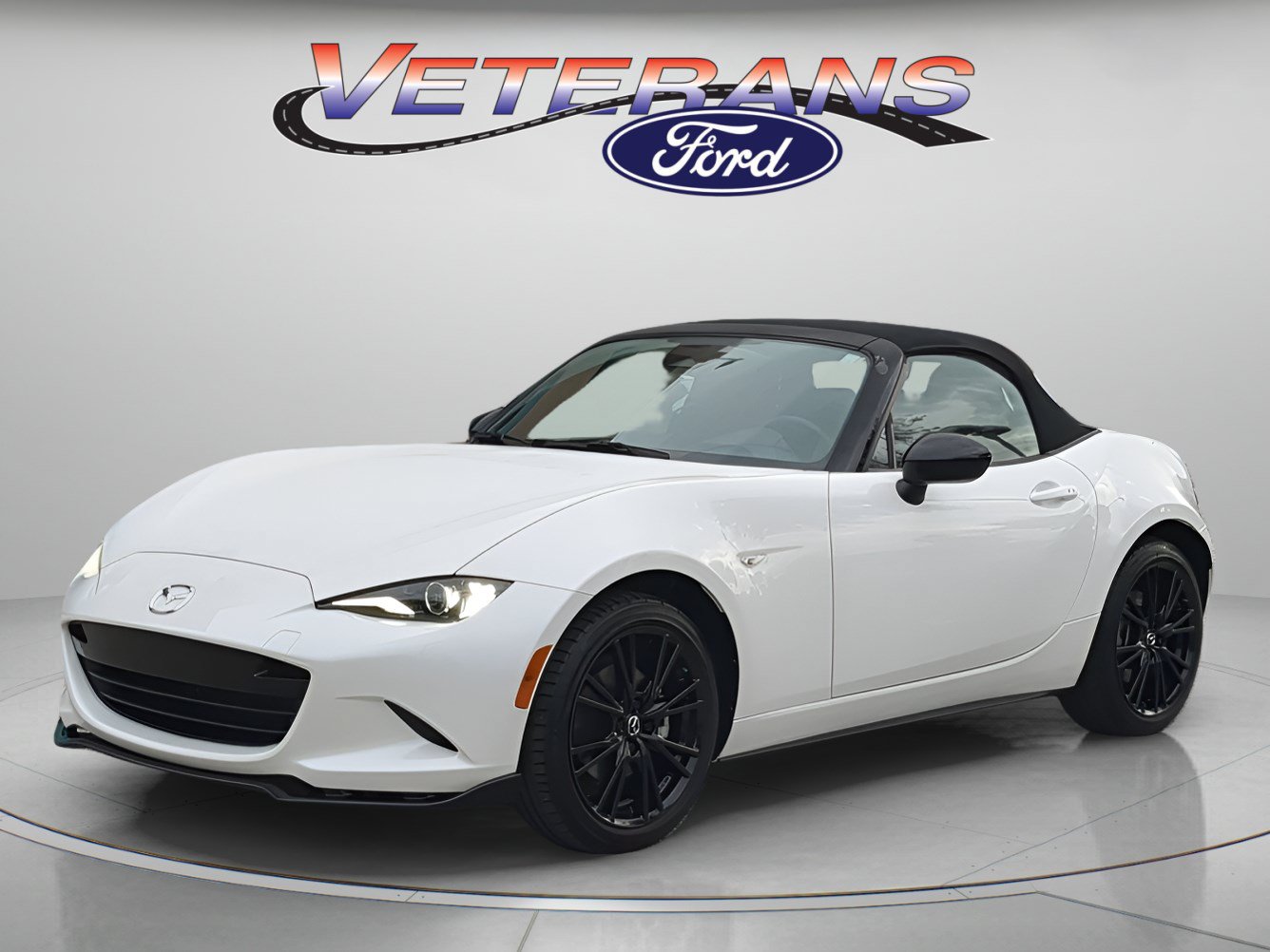 Used 2024 MAZDA MX-5 Miata Club RWD image 1