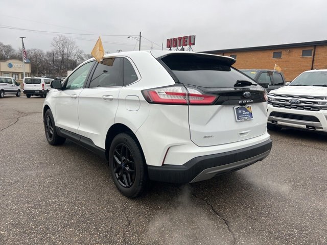 Certified 2022 Ford Edge SEL w/ Convenience Package image 4