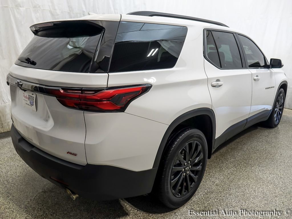 Used 2023 Chevrolet Traverse RS AWD/4WD image 9