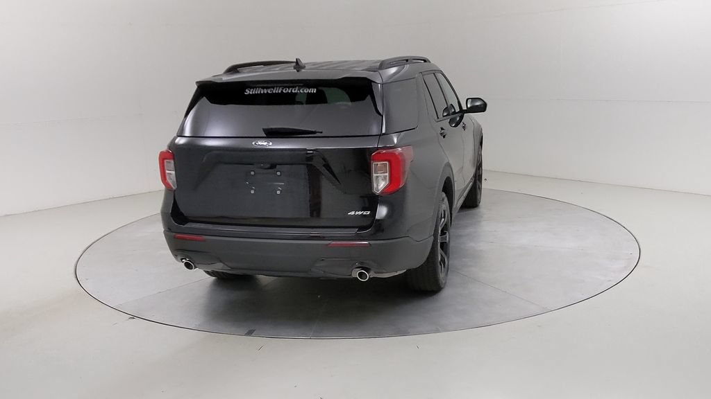 Certified 2023 Ford Explorer ST-Line AWD/4WD image 15