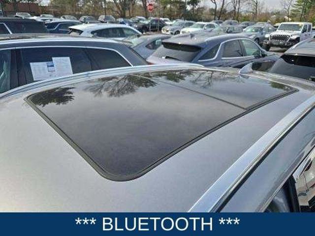 Used 2024 Genesis GV70 2.5T w/ Select Package AWD/4WD image 7