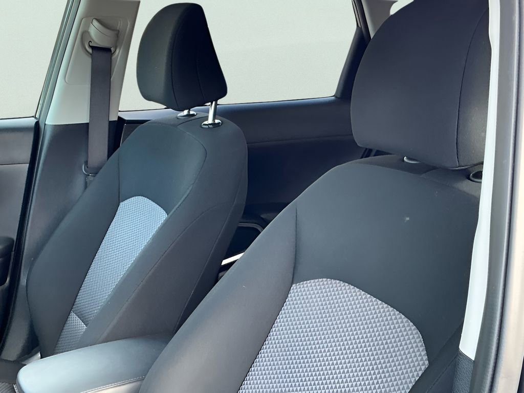 Used 2024 Kia Soul LX w/ Option Group 015 image 22