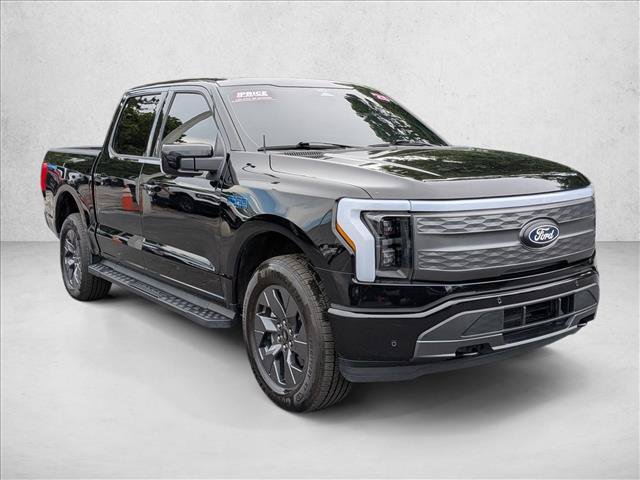 Certified 2025 Ford F150 Lightning Lariat w/ Max Trailer Tow Package AWD/4WD video 3