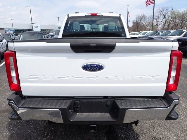 Certified 2024 Ford F250 XL w/ FX4 Off-Road Package AWD/4WD image 5