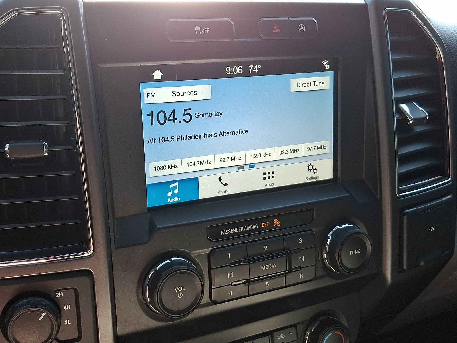 Certified 2019 Ford F150 XLT AWD/4WD image 17