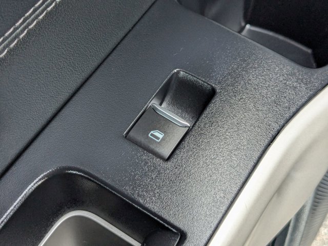 Certified 2023 Ford Explorer Limited w/ Hybrid Equipment Group 310A image 32