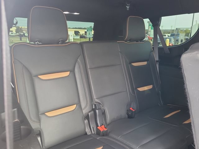 Used 2024 GMC Yukon XL AT4 AWD/4WD image 19
