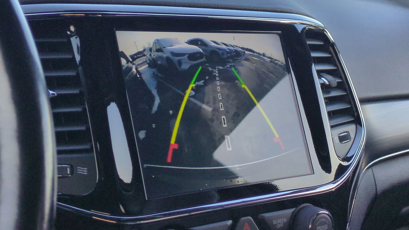 Used 2019 Jeep Grand Cherokee Limited w/ Trailer Tow Group IV image 32