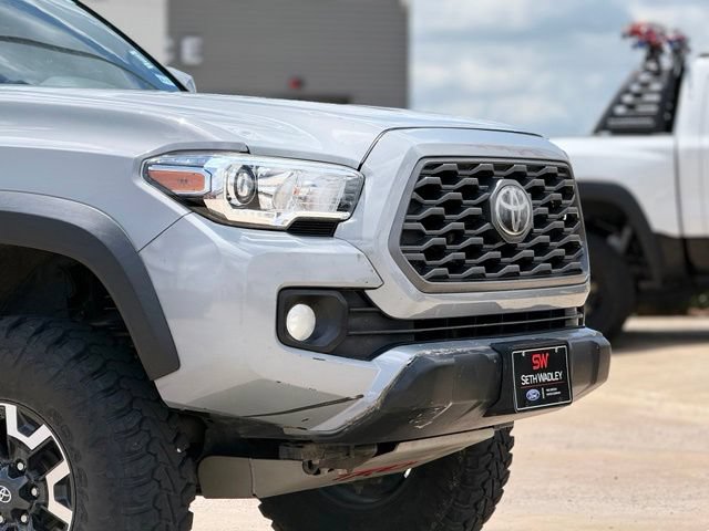 Used 2020 Toyota Tacoma TRD Off-Road AWD/4WD image 8