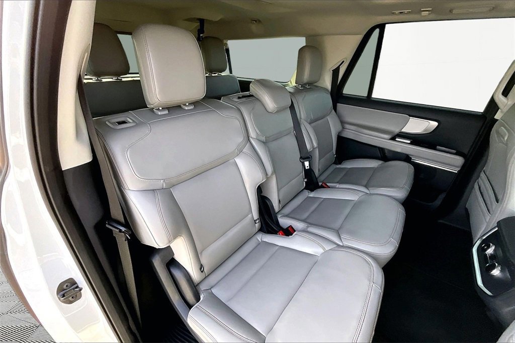 Certified 2025 Ford Expedition Max Active image 27