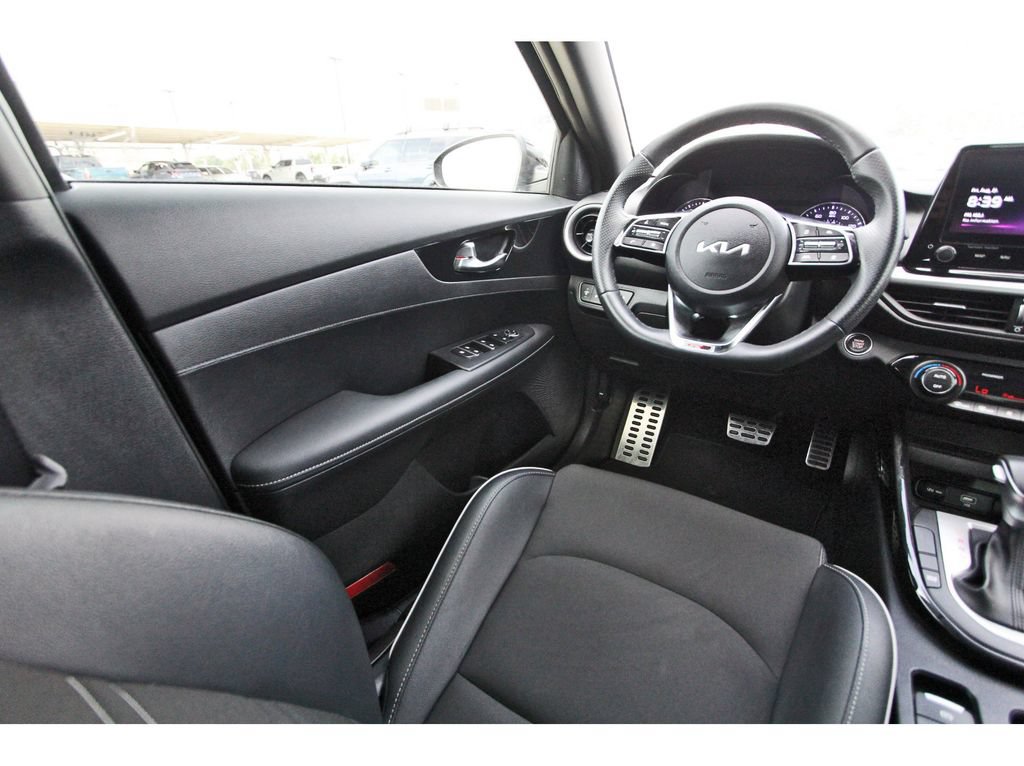 Used 2024 Kia Forte GT-Line w/ GT-Line Premium Package FWD image 11