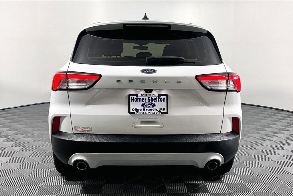 Certified 2020 Ford Escape S FWD image 4