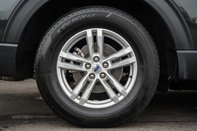 Certified 2024 Ford Explorer XLT w/ Equipment Group 202A image 19