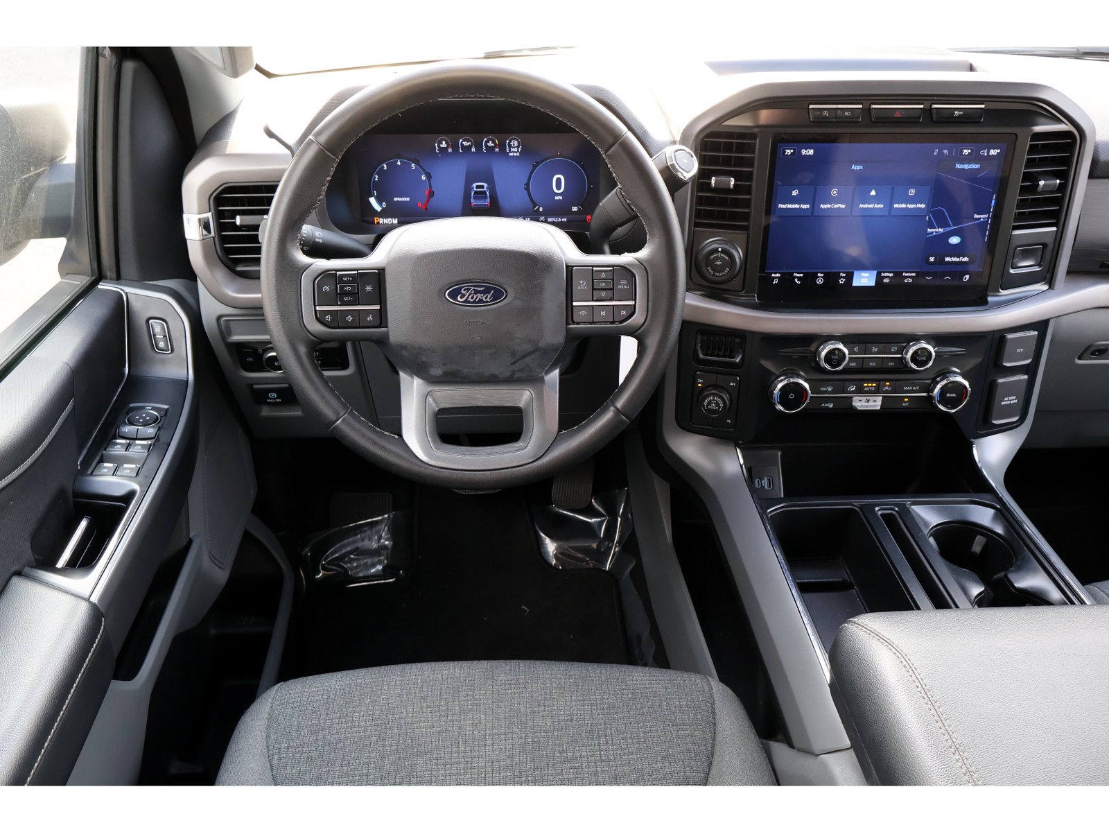 Certified 2024 Ford F150 XLT w/ Mobile Office Package AWD/4WD image 4