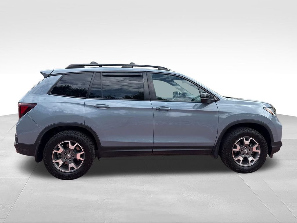 Used 2023 Honda Passport TrailSport image 9