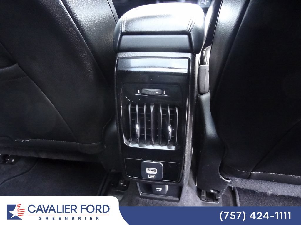 Used 2023 Jeep Compass Latitude w/ Sun and Sound Group AWD/4WD image 11