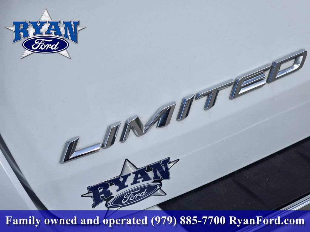 Certified 2024 Ford Explorer Limited AWD/4WD image 8