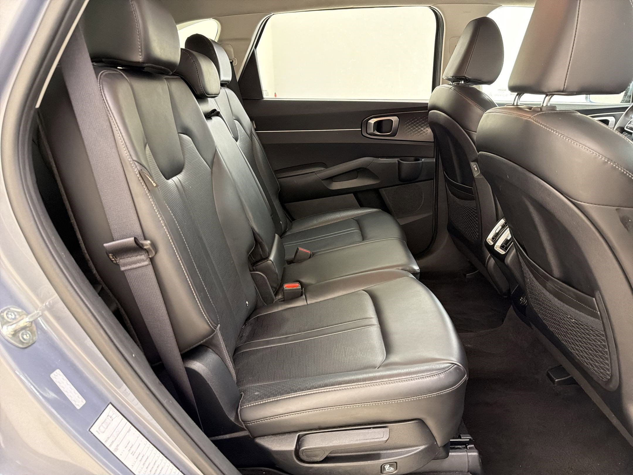 Used 2024 Kia Sorento S AWD/4WD image 29
