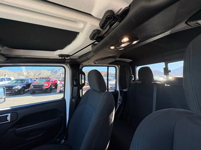 Used 2023 Jeep Gladiator Willys image 38