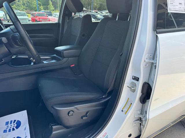 Used 2024 Dodge Durango SXT image 12