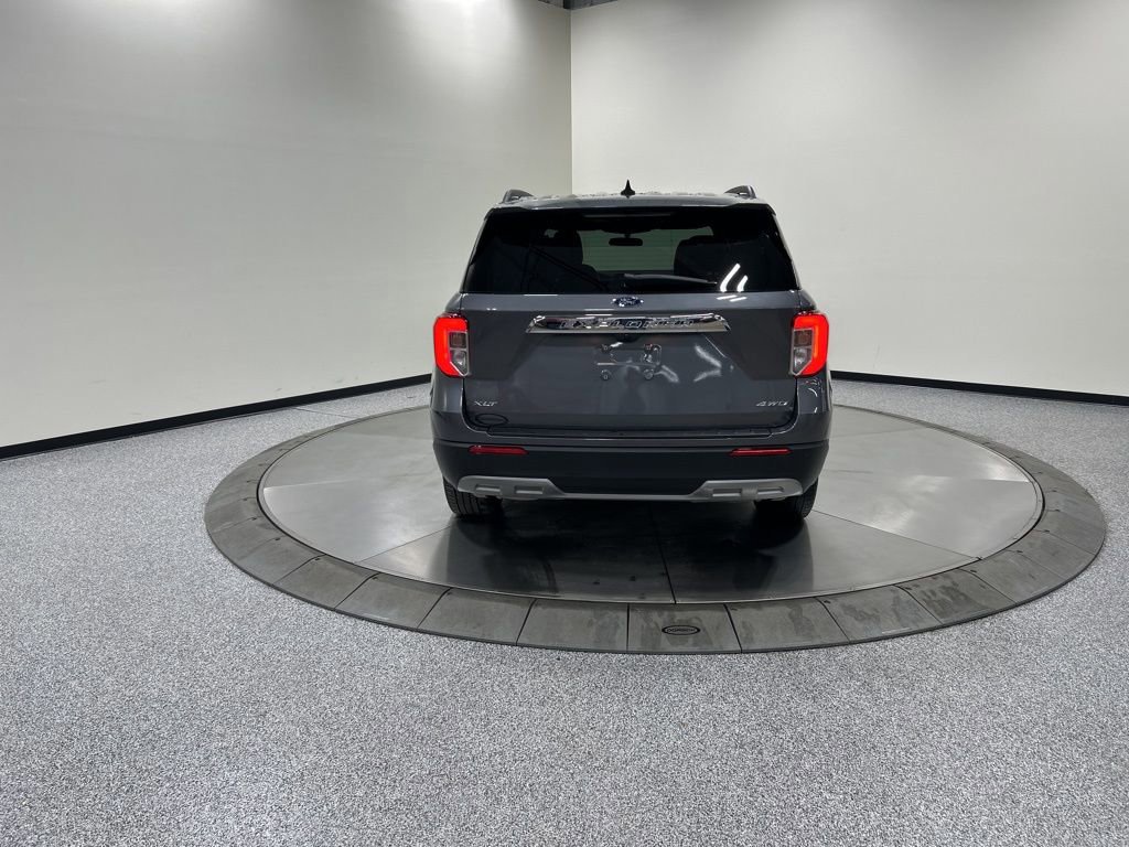 Certified 2023 Ford Explorer XLT w/ Equipment Group 202A image 4