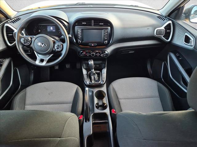 Used 2020 Kia Soul LX FWD image 17