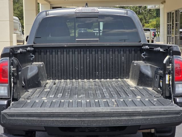 Used 2020 Toyota Tacoma TRD Off-Road w/ Advanced Technology Package AWD/4WD image 28