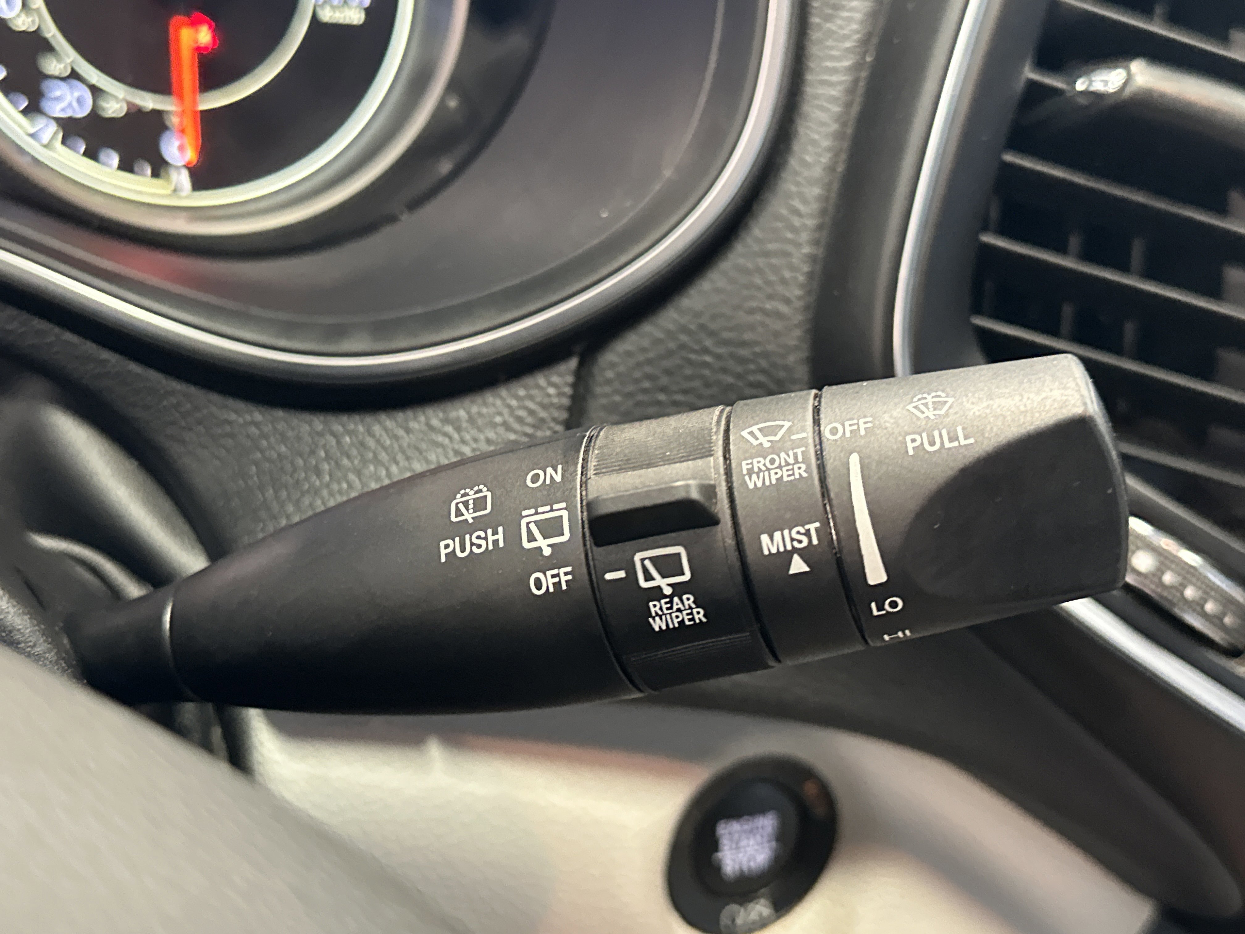 Used 2021 Jeep Cherokee Latitude Lux image 36