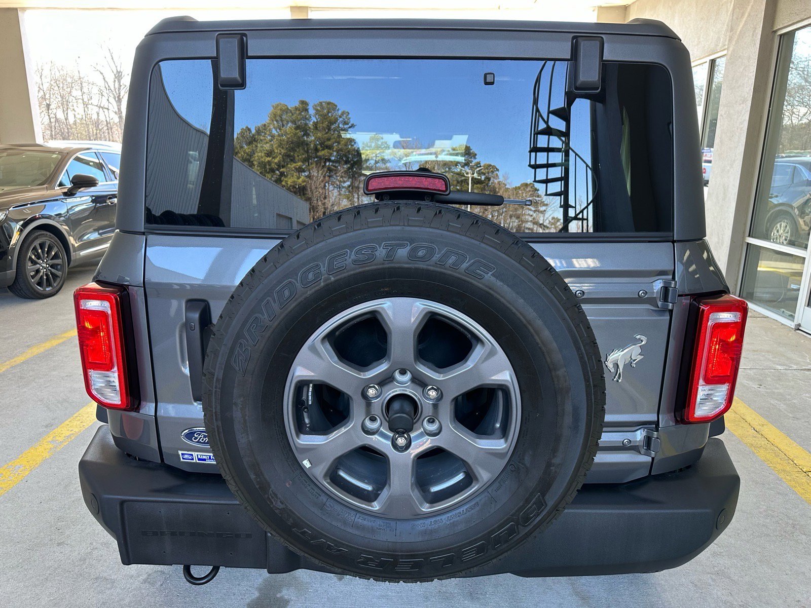 Certified 2025 Ford Bronco Big Bend image 2