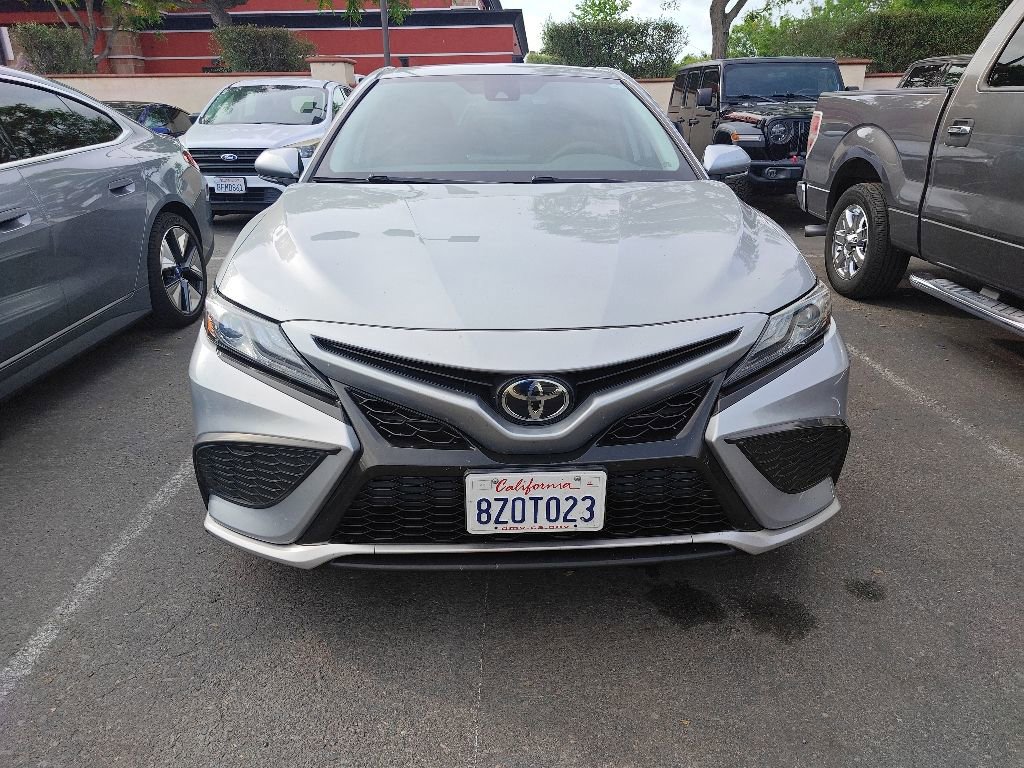 Used 2022 Toyota Camry XSE FWD image 19