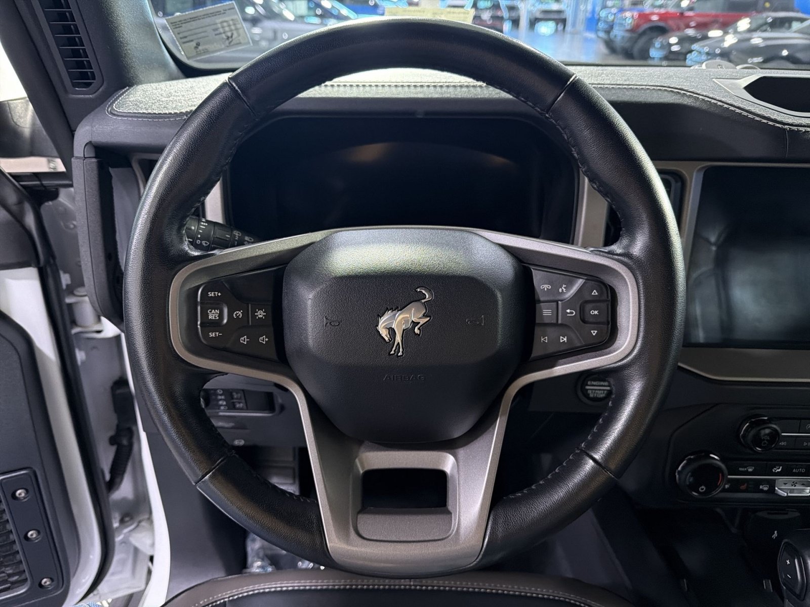 Certified 2025 Ford Bronco Outer Banks AWD/4WD image 25
