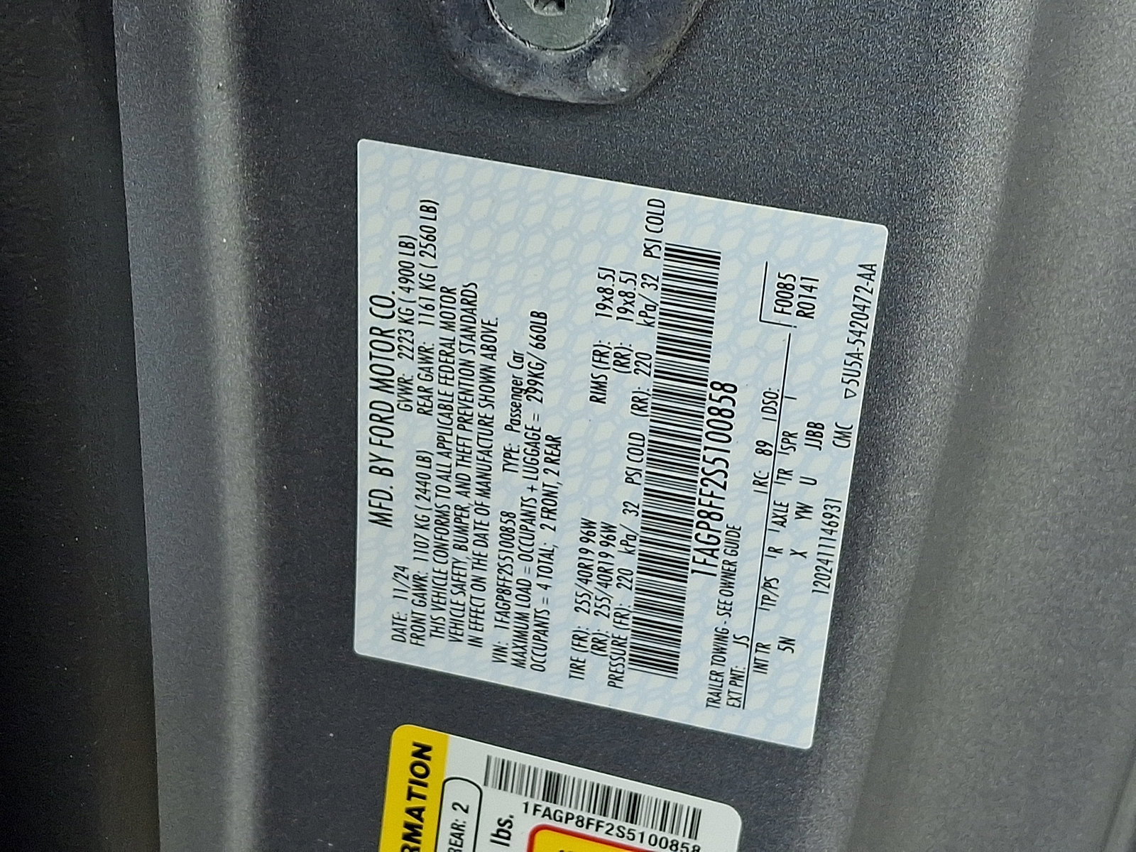 Certified 2025 Ford Mustang GT Premium image 28