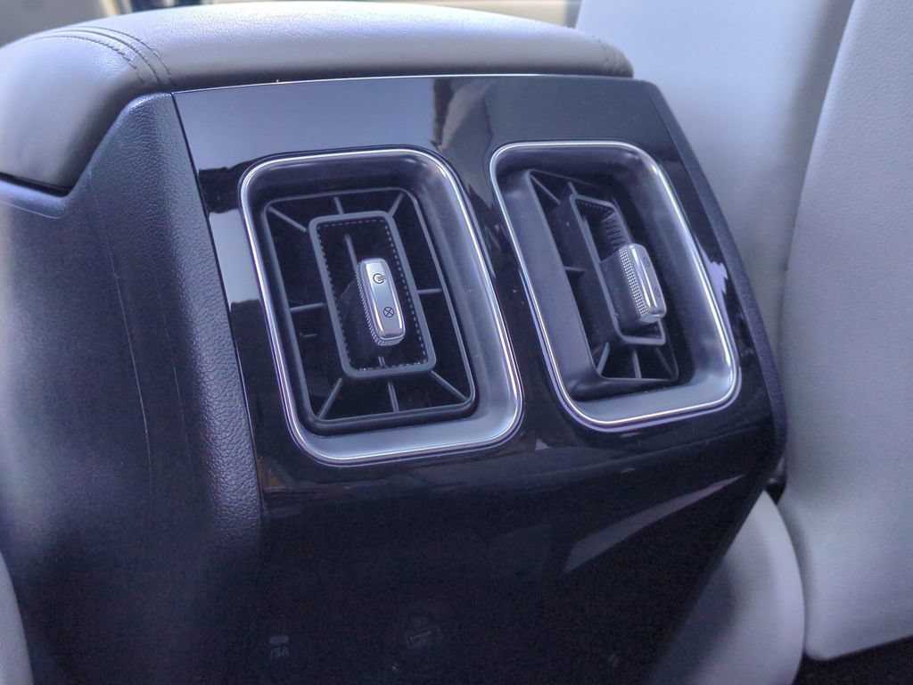 Used 2023 Kia Sorento SX FWD image 28
