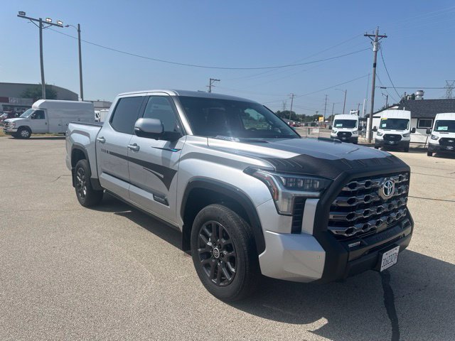Used 2024 Toyota Tundra Platinum AWD/4WD image 5