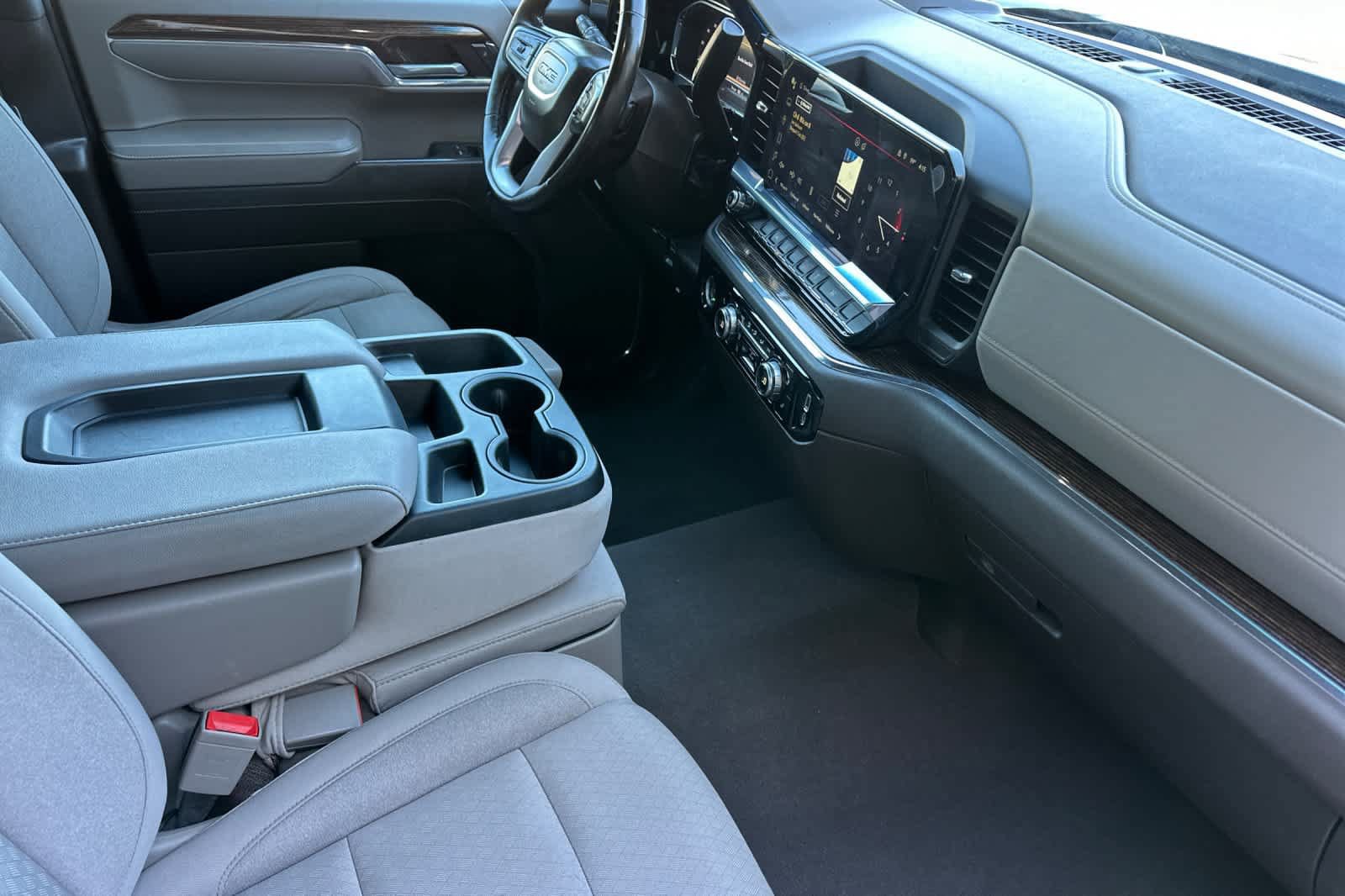 Used 2024 GMC Sierra 1500 SLE AWD/4WD image 16