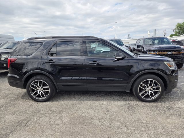 Certified 2019 Ford Explorer Sport w/ Equipment Group 401A AWD/4WD image 4