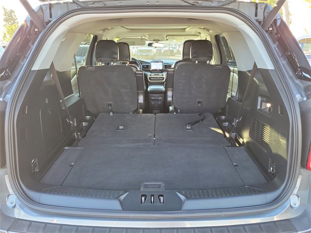 Certified 2022 Ford Explorer XLT w/ Equipment Group 202A image 21