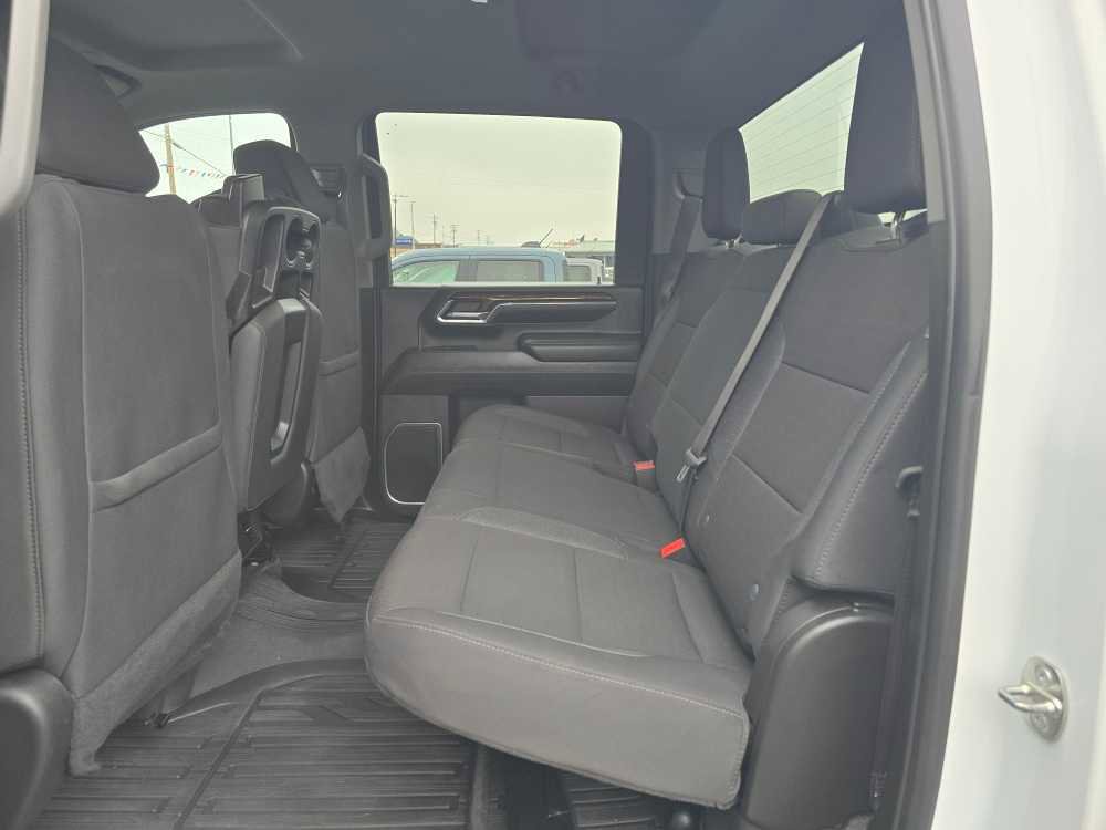 Used 2024 GMC Sierra 3500 SLE w/ SLE Value Package image 17