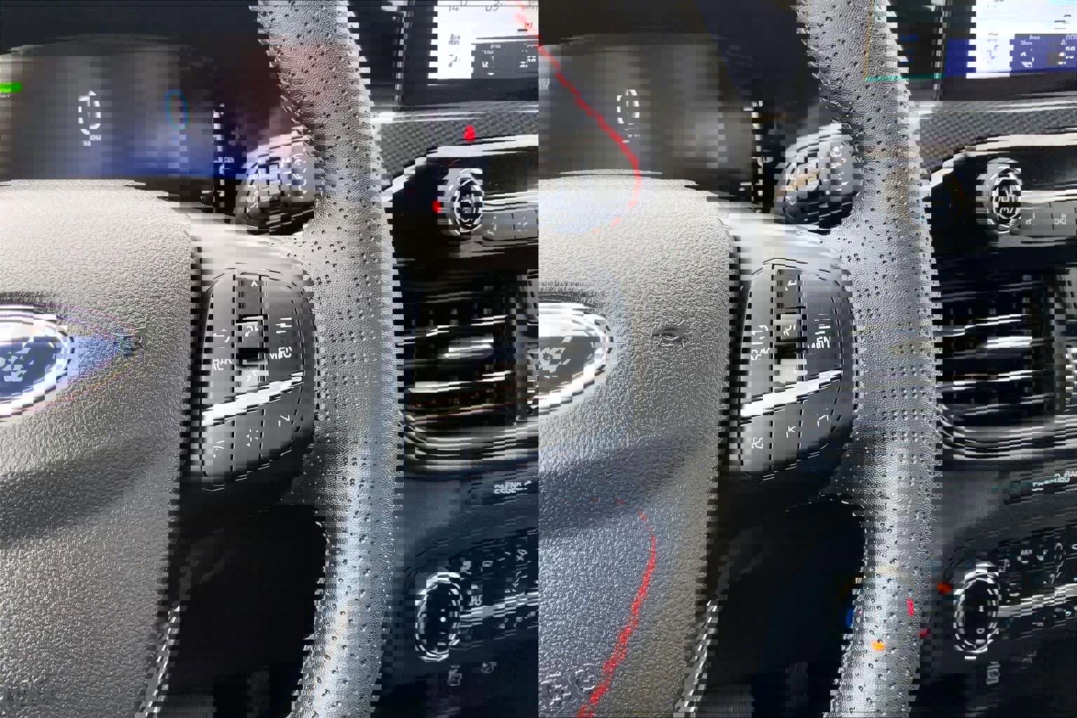 Certified 2025 Ford Escape ST-Line Elite image 24