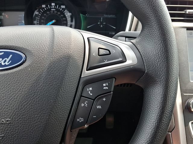 Certified 2020 Ford Fusion SE FWD image 22