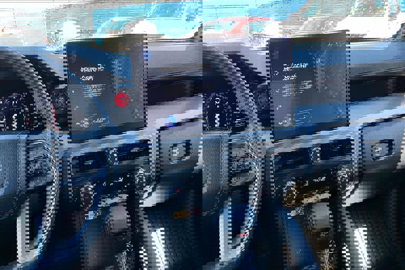 Used 2025 Toyota 4Runner TRD Off-Road Premium w/ Tow Technology Package image 9