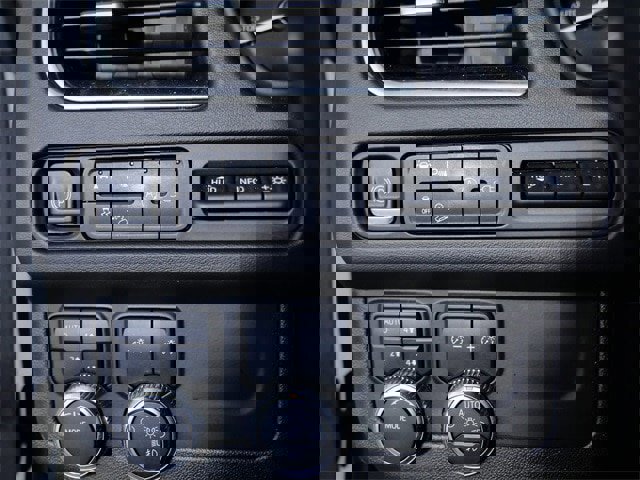 Used 2021 GMC Yukon AT4 w/ Rear Media and Nav Package image 28