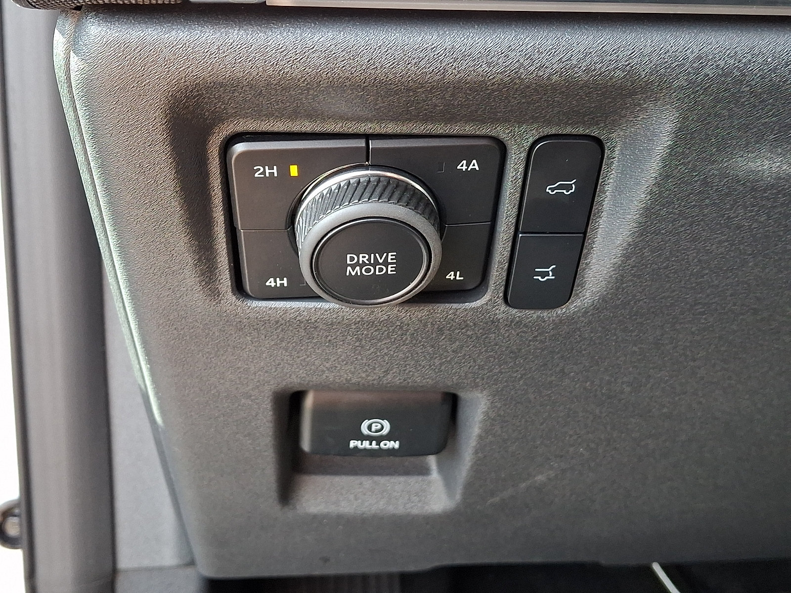 Certified 2025 Ford Expedition Platinum AWD/4WD image 28