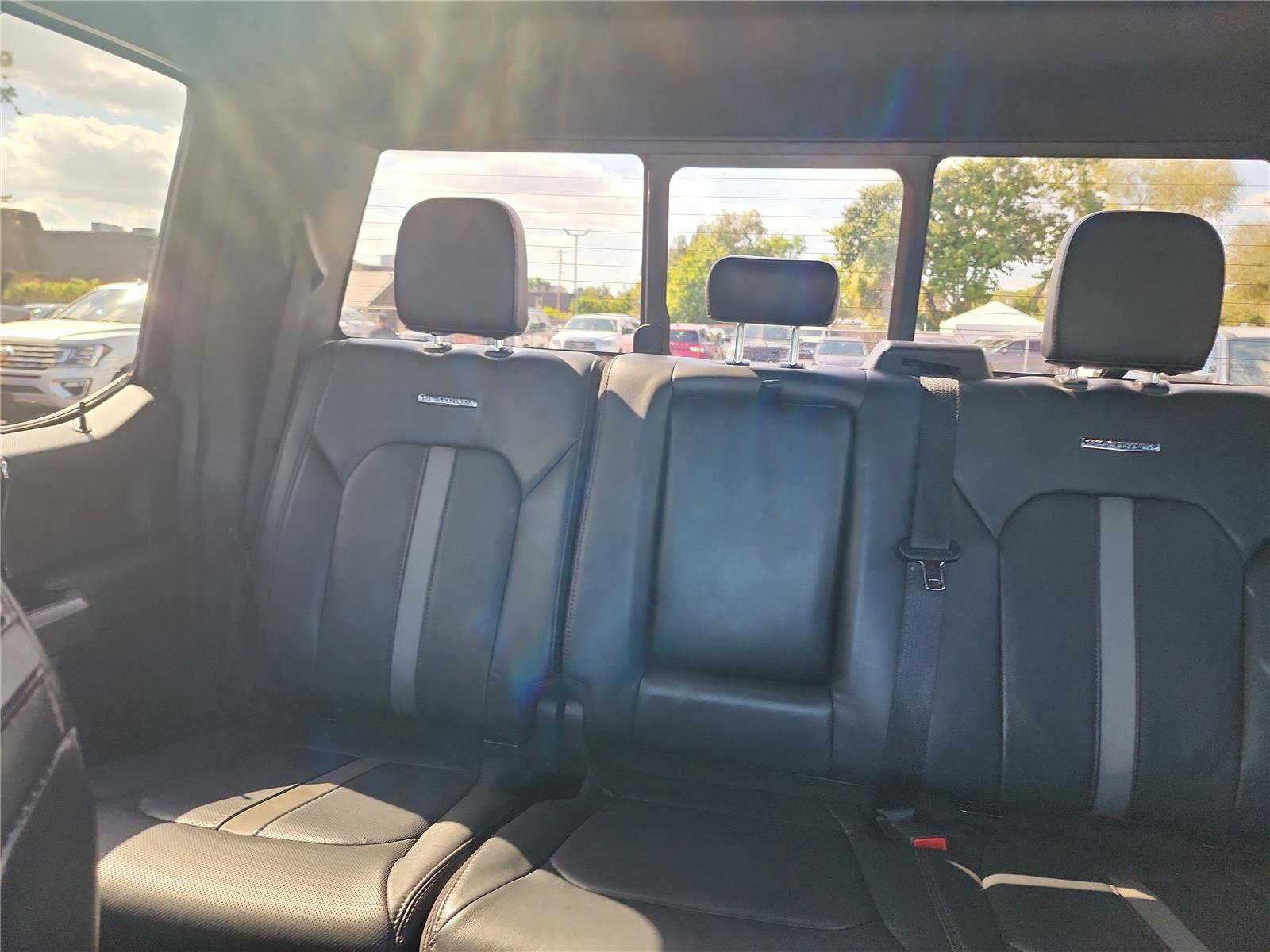 Certified 2018 Ford F250 Platinum w/ Platinum Ultimate Package image 16