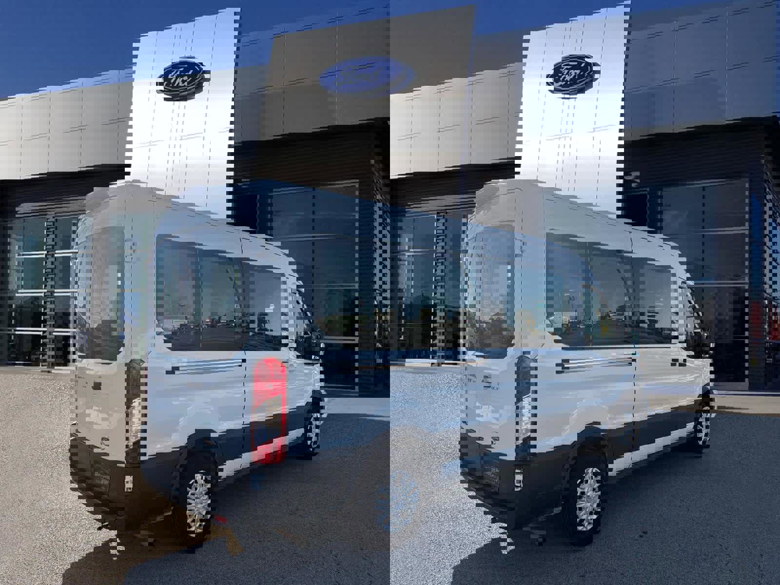 Certified 2021 Ford Transit 350 XLT image 2
