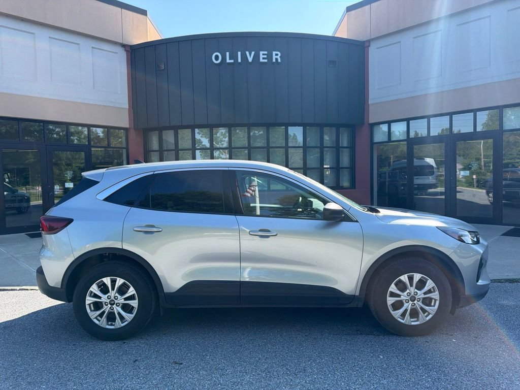 Certified 2023 Ford Escape Active AWD/4WD image 8
